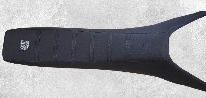 housse - de - selle - husqvarna - 701 - supermotard - sm - noir - seat - cover - mx -RD2 -