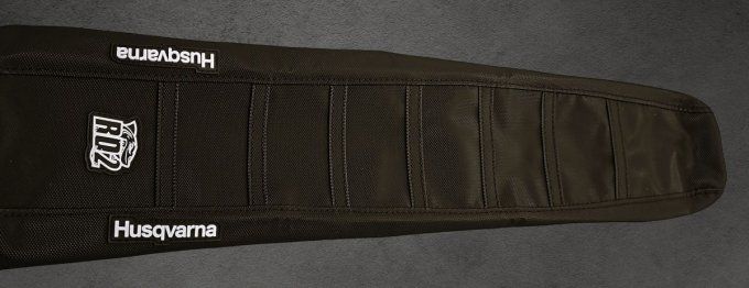 housse de selle - hva - tc - fc - te - fe - noir - 2019 - 2020 - 2021 - 2022 -2023 -