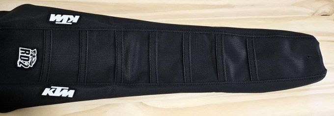 housse - selle - mx - ktm - noir - sx - sxf - excf - 2023 - 2024 - 2025 -2026-2027- seat - cover -rd