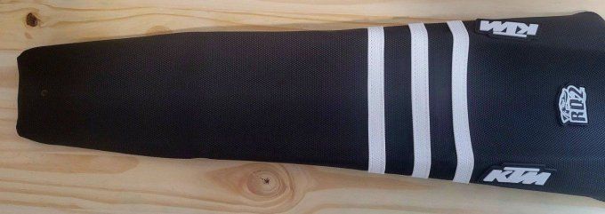 housse-tld-ktm-2024-2025-2026-2027-housse-selle-tld-sx-125-2023-housse-de-selle-tld-2025-sxf-seat-co