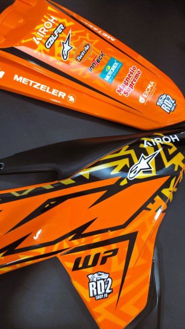 kit déco - plastique - posé - ktm - red bull style - factory - enduro 2027 - 2026 - enduro ktm - ktm