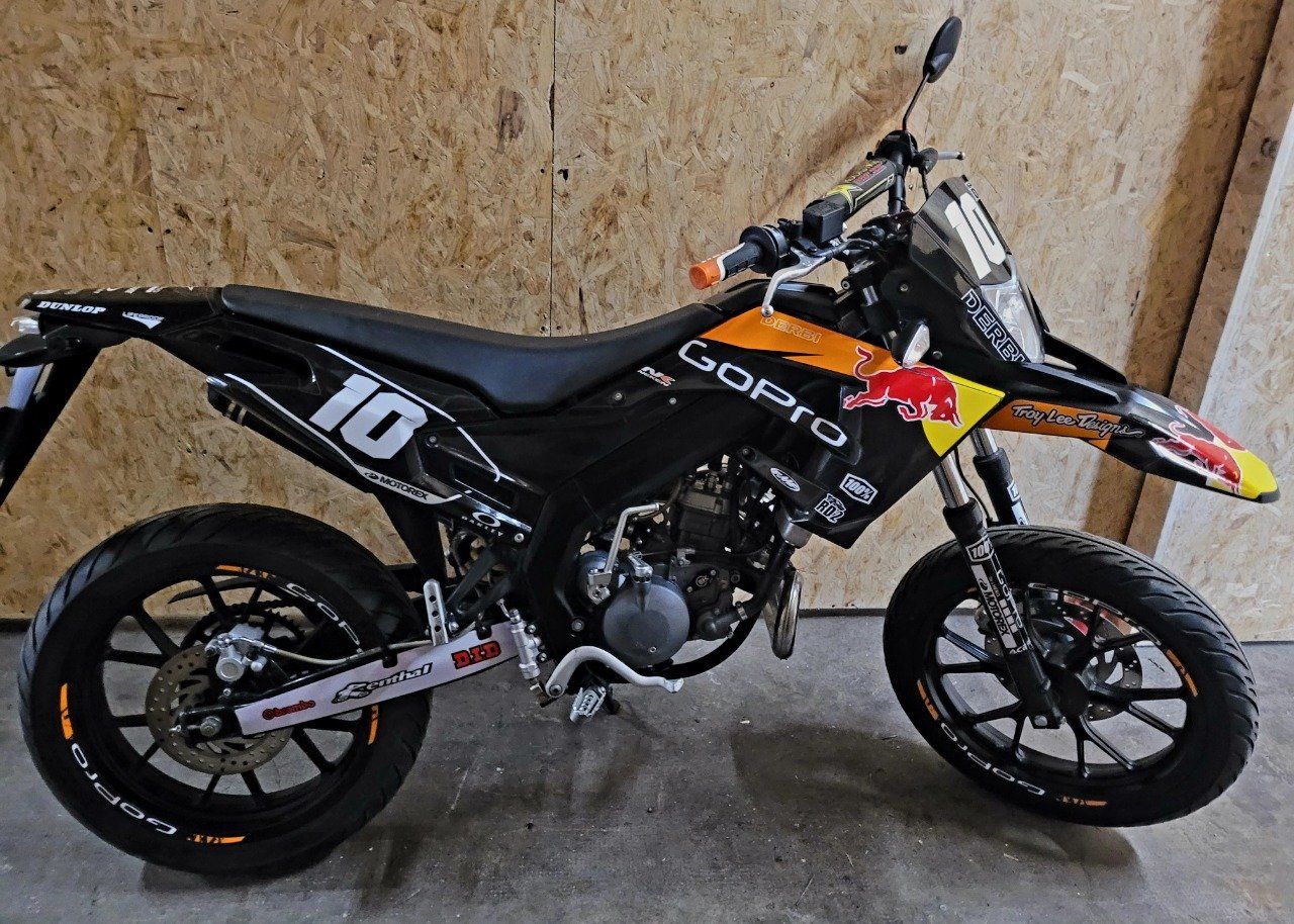 Kit Déco Perso 50 à boites / RIEJU / GILERA / DERBI / SHERCO